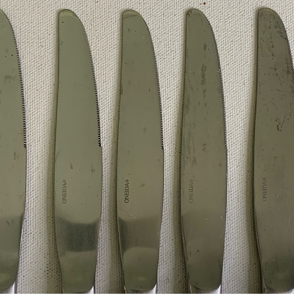 Oneida JACKSON Stainless Satin 7 Dinner Knives 9.5" Flatware Silverware Set of 7 - Picture 6 of 9